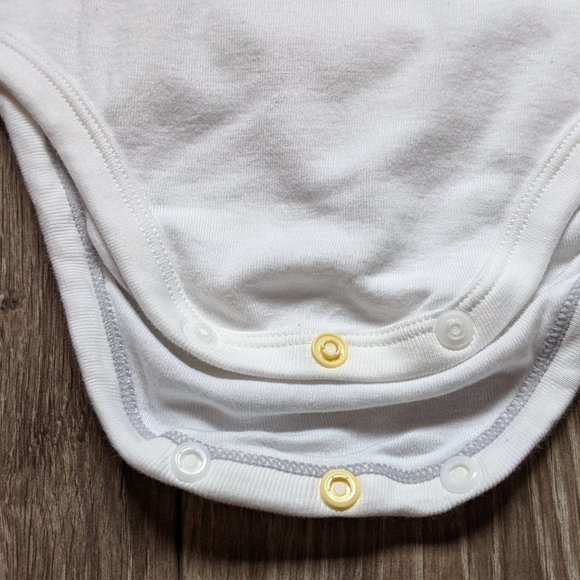 [KIDS 2/$20] Baby (18-24M) - UNIQLO BUNDLE: 3 LS Bodysuits - Picture 4 of 4